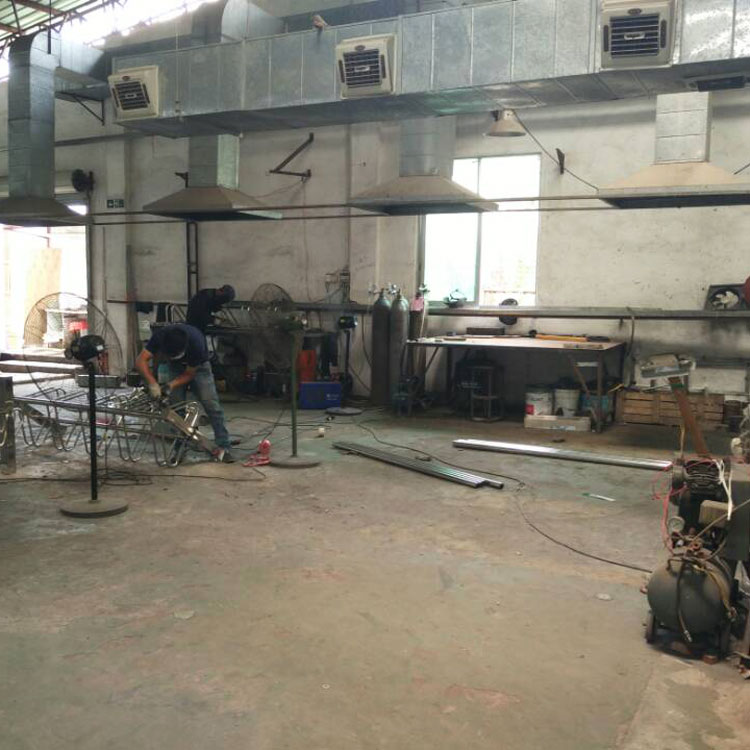 綠道通品牌304不銹鋼卡位式自行車停放架廠家批發(fā)