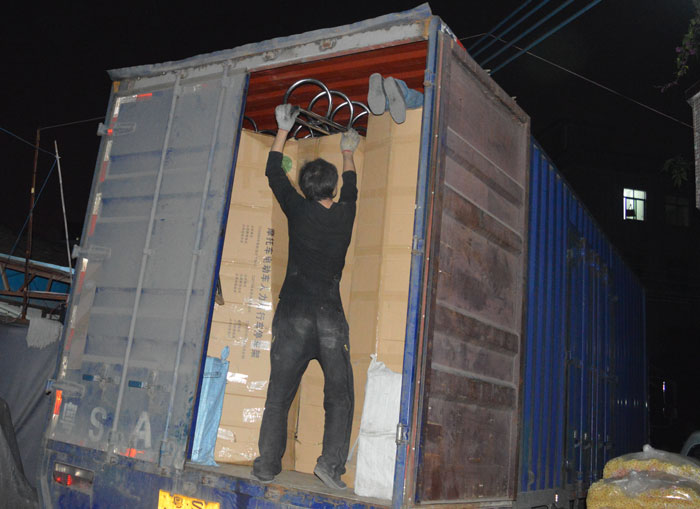 買304不銹鋼電動(dòng)車停車架停放架就上新恒安交通設(shè)備價(jià)格便宜質(zhì)量好,政府企業(yè)的選擇