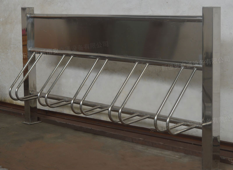 東莞不銹鋼自行車停車架地埋式廠家定做批發(fā)