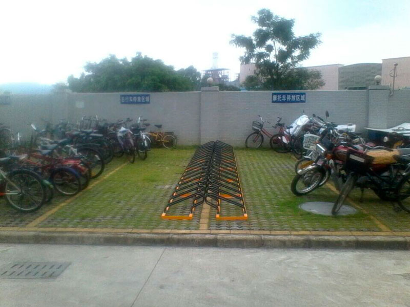 銷量第一的高溫烤漆碳素鋼卡位式自行車停車架廠家,東莞卡位式自行車停車架廠家批發(fā)